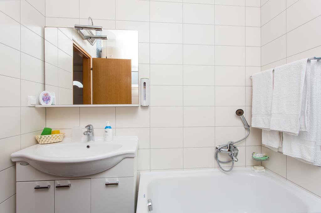 Apartments Oliva ツァヴタット エクステリア 写真