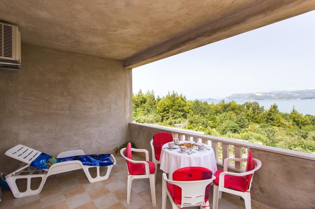 Apartments Oliva ツァヴタット エクステリア 写真