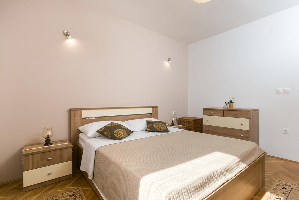 Apartments Oliva ツァヴタット エクステリア 写真