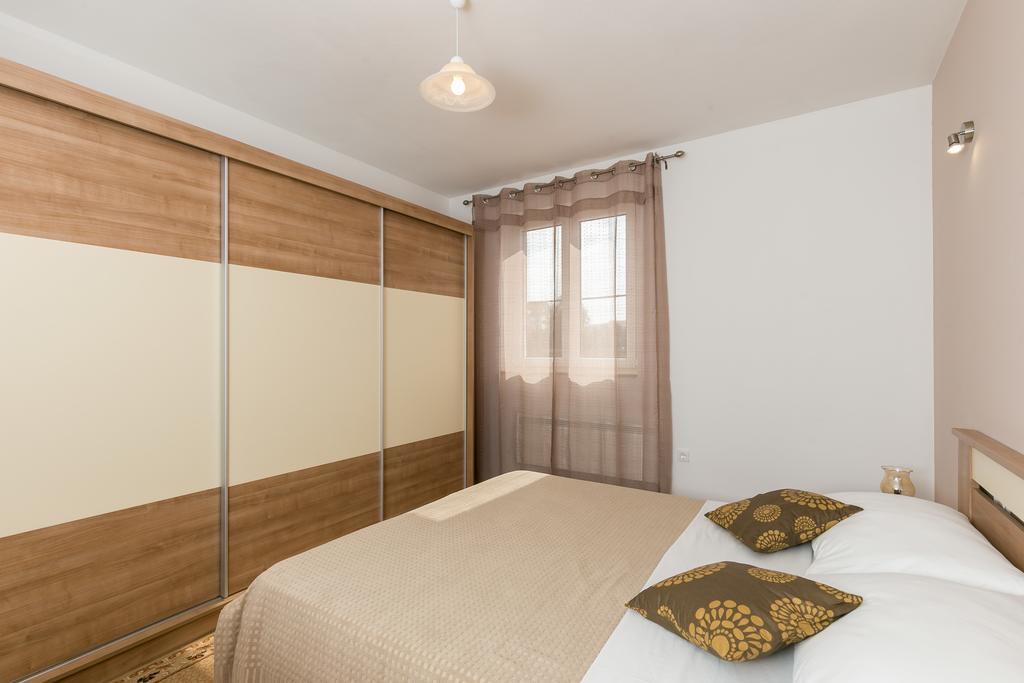 Apartments Oliva ツァヴタット エクステリア 写真