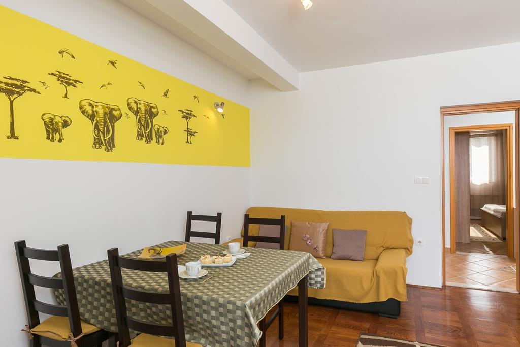 Apartments Oliva ツァヴタット エクステリア 写真