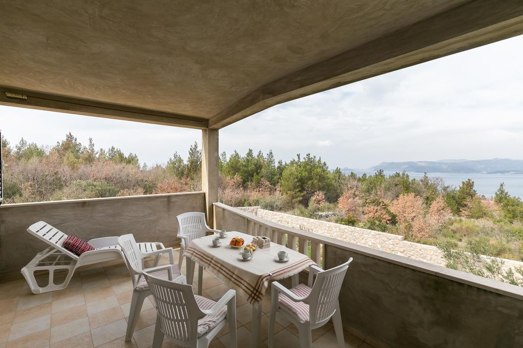 Apartments Oliva ツァヴタット エクステリア 写真
