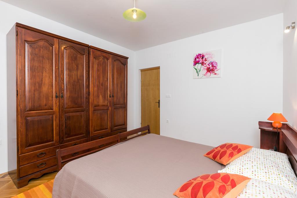 Apartments Oliva ツァヴタット エクステリア 写真